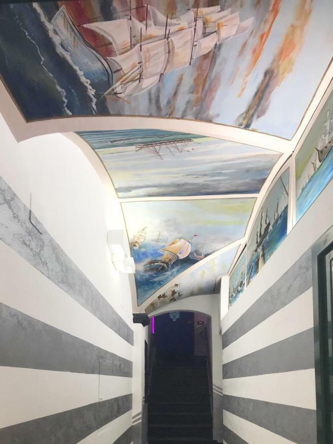 Torre Degli Orefici Dimora Medioevale Pensjonat Genua